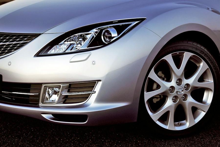  Mazda6 2007 года  (фото 13 из 36)
